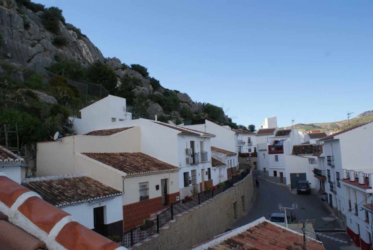 Casa Angelita Caminito Del Rey, Duplex Con Terraza En El Centro De Andalucia Pensionat Valle de Abdalagís Exteriör bild