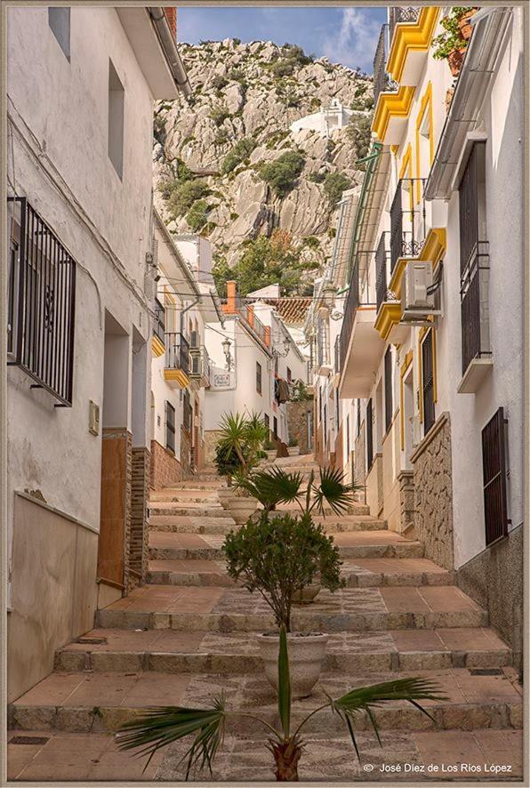 Casa Angelita Caminito Del Rey, Duplex Con Terraza En El Centro De Andalucia Pensionat Valle de Abdalagís Exteriör bild