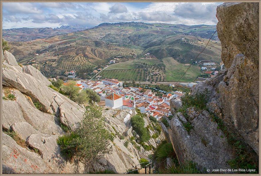 Casa Angelita Caminito Del Rey, Duplex Con Terraza En El Centro De Andalucia Pensionat Valle de Abdalagís Exteriör bild